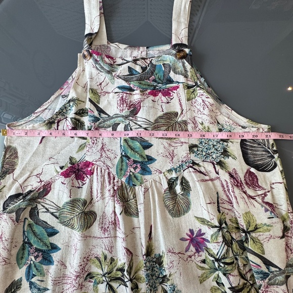 Floral Bibbed Overalls - Picture 6 of 14